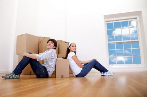 Small flat move assistance with a man and van in South West London